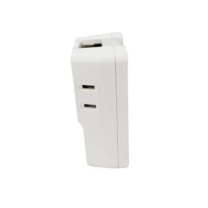 3コンセント+USB-A2ポートACタップ 計3.4A ホワイト MTA1801WH