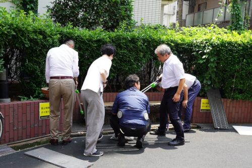 地域清掃活動の様子